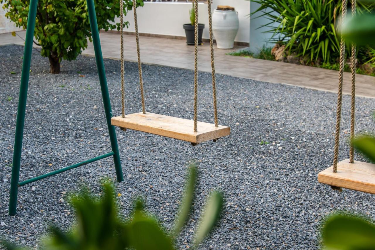 Chic & Spacious House In Rodia Heraklion ภายนอก รูปภาพ